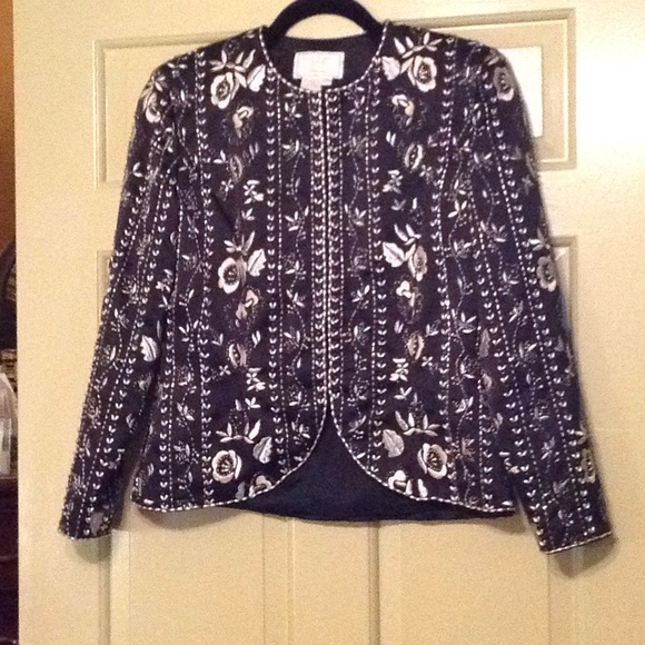 Absolutely Gorgeous Beaded & Embroidered Jacket - Picture 6 of 6
